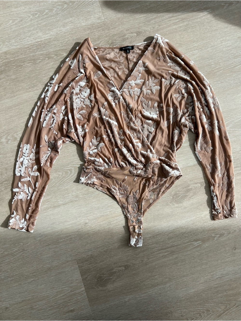 Dynamite Nude Chic Bodysuit with Textured Floral Details Woman’s Medium